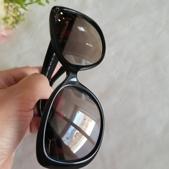 Authentic Gucci sunglasses main image 5